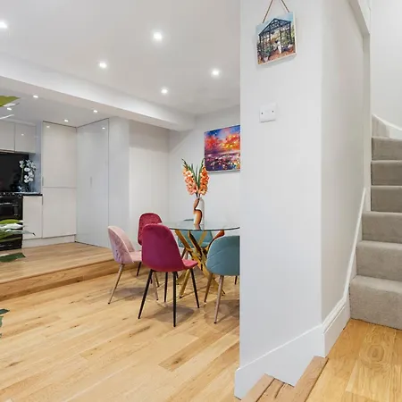 Family Mews Next To Hyde Park Villa London Exterior photo